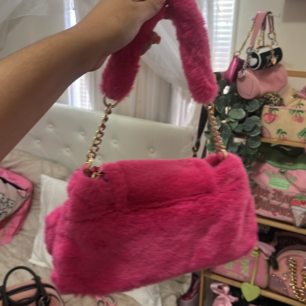 Juicy couture Fuzzy shoulder bag - Picture 3 of 4